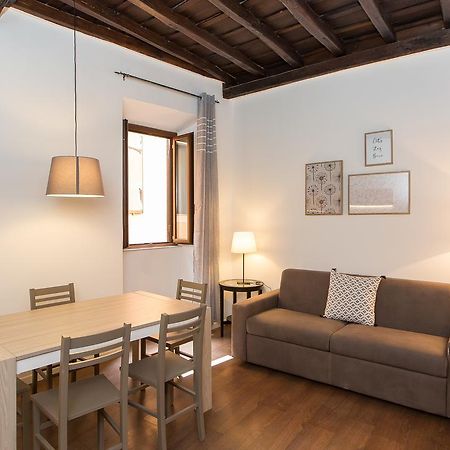 Rental In Rome Pelliccia Eksteriør billede